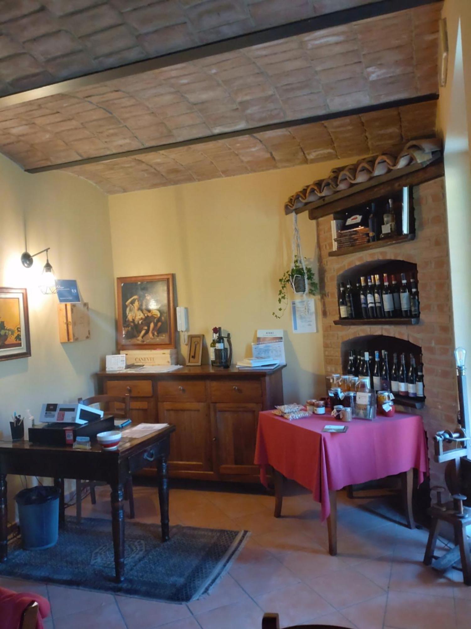 Agriturismo Cascina Varìe Castagnito Esterno foto