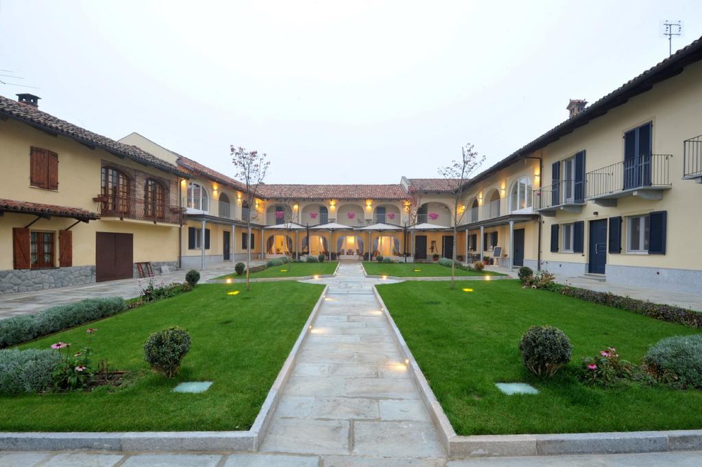 Agriturismo Cascina Varìe Castagnito Esterno foto