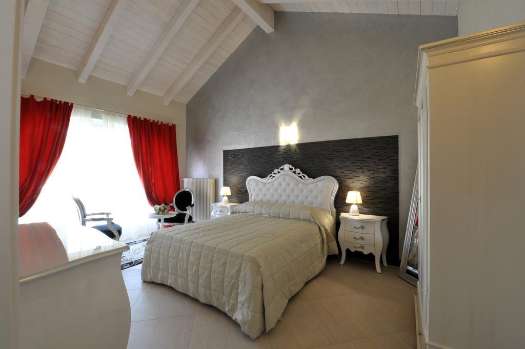 Agriturismo Cascina Varìe Castagnito Esterno foto