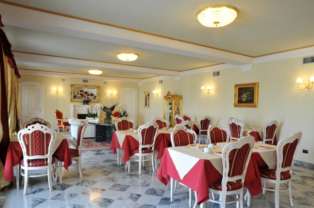 Agriturismo Cascina Varìe Castagnito Esterno foto